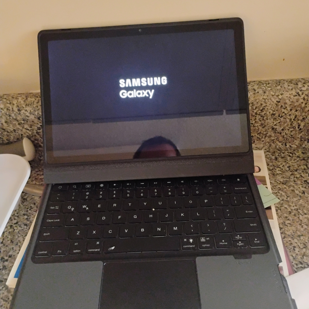 Samsung Galaxy Tablet with Keyboard Case